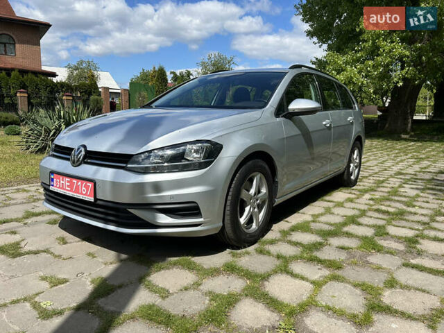 Фольксваген Гольф, объемом двигателя 1.6 л и пробегом 270 тыс. км за 12990 $, фото 3 на Automoto.ua