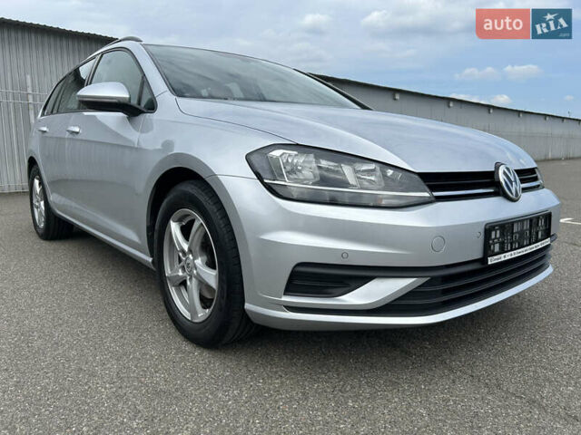 Фольксваген Гольф, объемом двигателя 1.6 л и пробегом 270 тыс. км за 12990 $, фото 120 на Automoto.ua