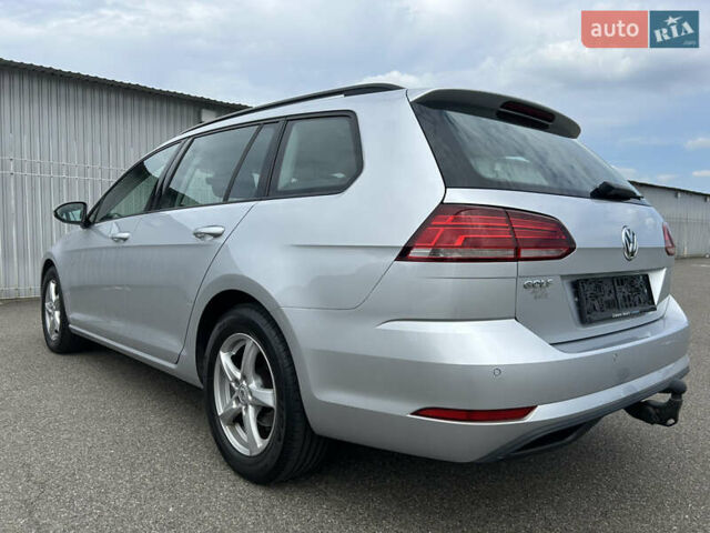 Фольксваген Гольф, объемом двигателя 1.6 л и пробегом 270 тыс. км за 12990 $, фото 132 на Automoto.ua