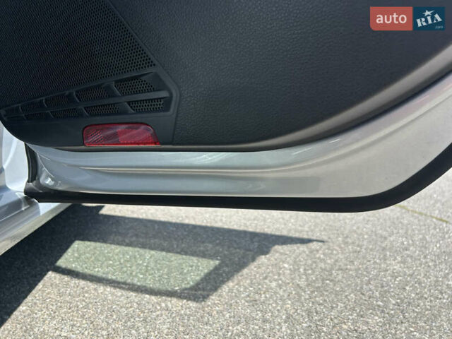 Фольксваген Гольф, объемом двигателя 1.6 л и пробегом 270 тыс. км за 12990 $, фото 86 на Automoto.ua