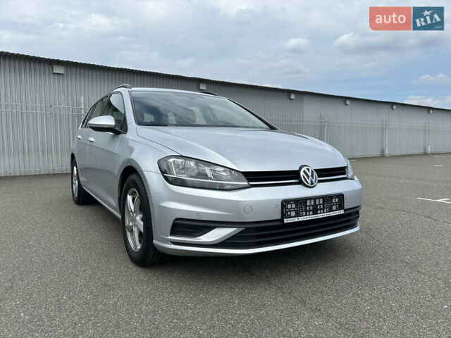Фольксваген Гольф, объемом двигателя 1.6 л и пробегом 270 тыс. км за 12990 $, фото 117 на Automoto.ua