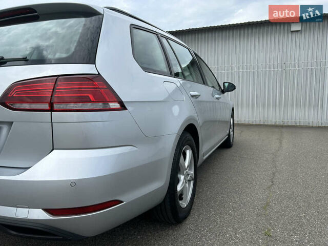 Фольксваген Гольф, объемом двигателя 1.6 л и пробегом 270 тыс. км за 12990 $, фото 134 на Automoto.ua