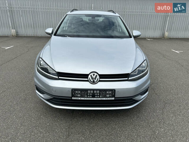 Фольксваген Гольф, объемом двигателя 1.6 л и пробегом 270 тыс. км за 12990 $, фото 119 на Automoto.ua