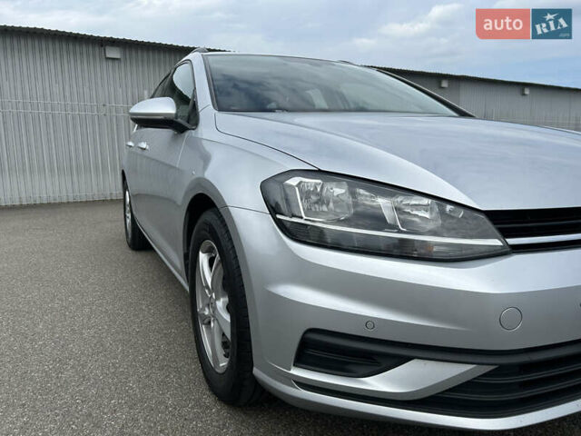 Фольксваген Гольф, объемом двигателя 1.6 л и пробегом 270 тыс. км за 12990 $, фото 128 на Automoto.ua