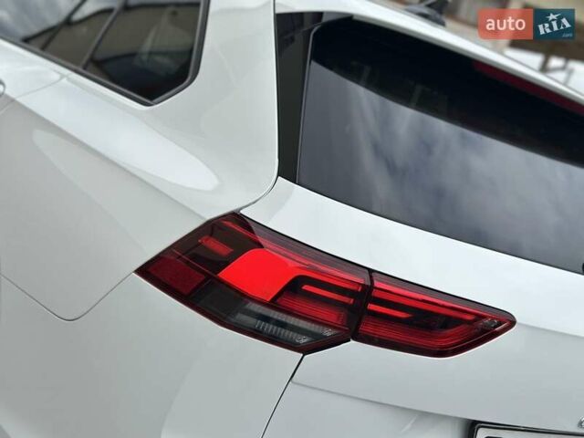 Фольксваген Гольф, объемом двигателя 1.97 л и пробегом 170 тыс. км за 19250 $, фото 41 на Automoto.ua