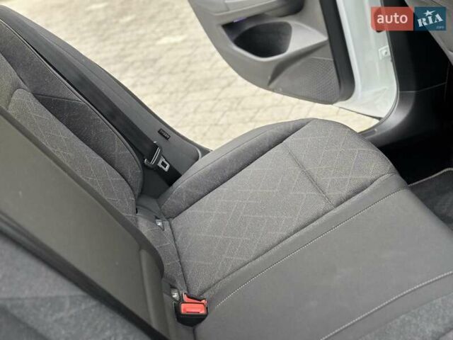 Фольксваген Гольф, объемом двигателя 1.97 л и пробегом 170 тыс. км за 19250 $, фото 62 на Automoto.ua