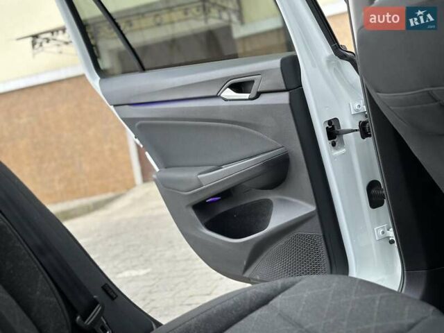 Фольксваген Гольф, объемом двигателя 1.97 л и пробегом 170 тыс. км за 19250 $, фото 58 на Automoto.ua