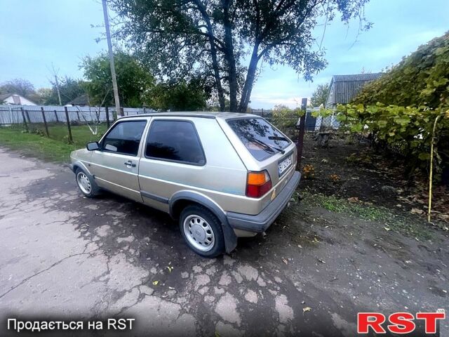 Жовтий Фольксваген Гольф, об'ємом двигуна 1.6 л та пробігом 0 тис. км за 1500 $, фото 1 на Automoto.ua