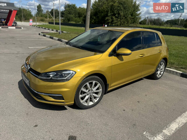 Жовтий Фольксваген Гольф, об'ємом двигуна 1.4 л та пробігом 122 тис. км за 18000 $, фото 6 на Automoto.ua