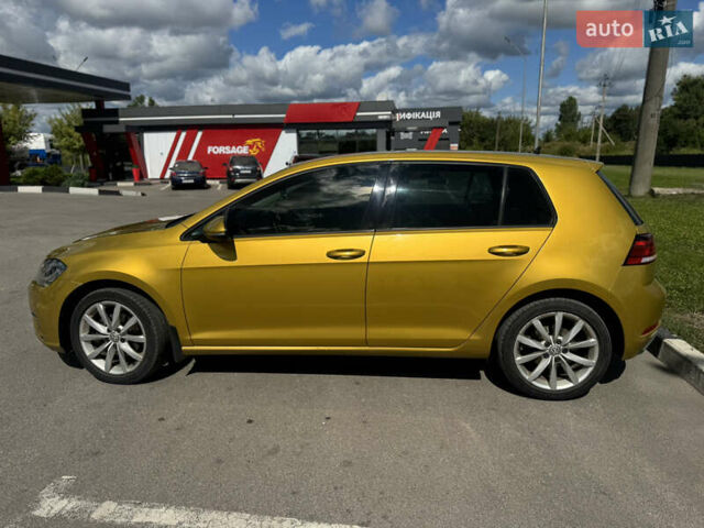 Жовтий Фольксваген Гольф, об'ємом двигуна 1.4 л та пробігом 122 тис. км за 18000 $, фото 3 на Automoto.ua