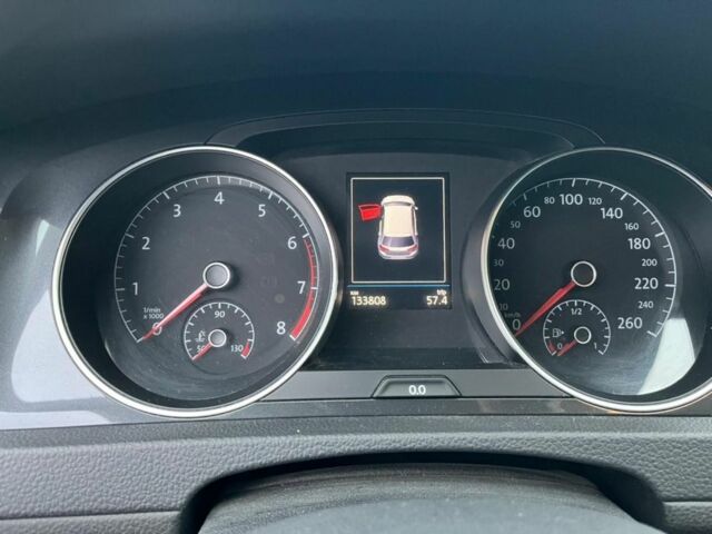 Жовтий Фольксваген Гольф, об'ємом двигуна 1.4 л та пробігом 130 тис. км за 13500 $, фото 5 на Automoto.ua