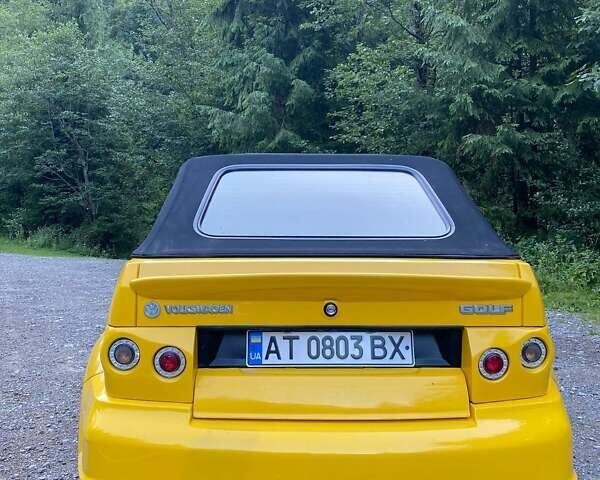 Желтый Фольксваген Гольф, объемом двигателя 1.8 л и пробегом 200 тыс. км за 6000 $, фото 10 на Automoto.ua