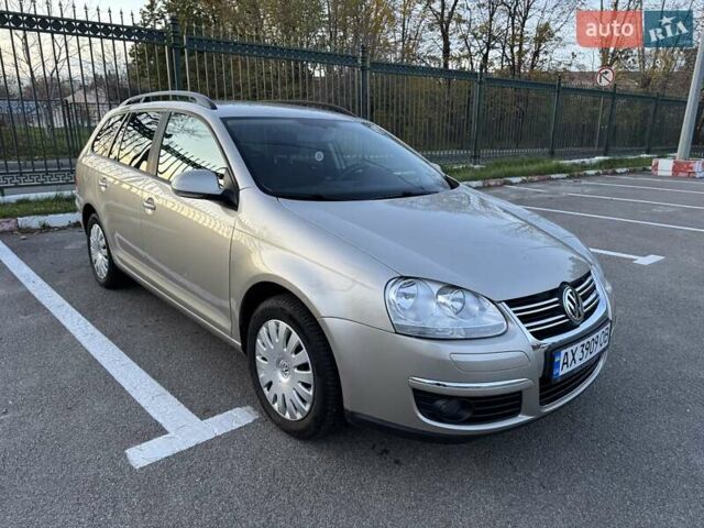 Жовтий Фольксваген Гольф, об'ємом двигуна 1.6 л та пробігом 210 тис. км за 6500 $, фото 9 на Automoto.ua