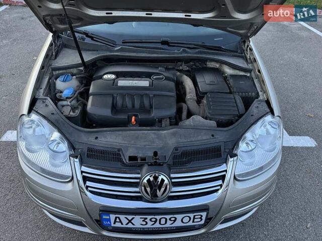 Жовтий Фольксваген Гольф, об'ємом двигуна 1.6 л та пробігом 210 тис. км за 6500 $, фото 10 на Automoto.ua