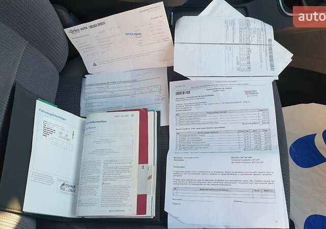 Желтый Фольксваген Гольф, объемом двигателя 1.6 л и пробегом 216 тыс. км за 6650 $, фото 24 на Automoto.ua