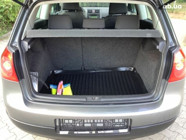 Серый Фольксваген Гольф, объемом двигателя 0 л и пробегом 167 тыс. км за 1200 $, фото 1 на Automoto.ua