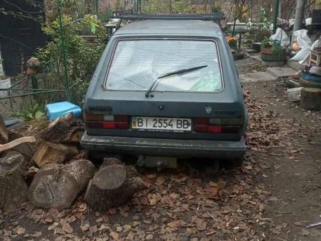 Сірий Фольксваген Гольф, об'ємом двигуна 1.6 л та пробігом 198 тис. км за 750 $, фото 5 на Automoto.ua