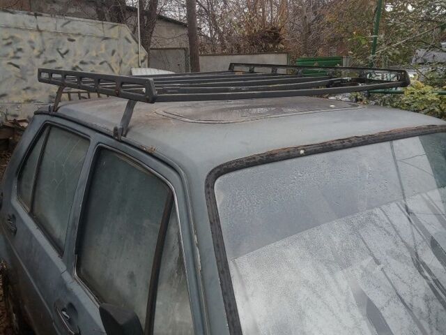 Сірий Фольксваген Гольф, об'ємом двигуна 1.6 л та пробігом 198 тис. км за 750 $, фото 6 на Automoto.ua