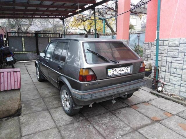 Серый Фольксваген Гольф, объемом двигателя 1.6 л и пробегом 480 тыс. км за 1490 $, фото 3 на Automoto.ua