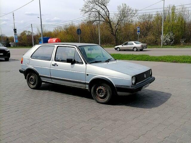 Серый Фольксваген Гольф, объемом двигателя 1.6 л и пробегом 500 тыс. км за 1100 $, фото 3 на Automoto.ua