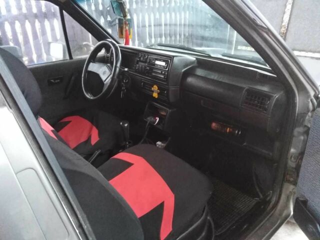 Серый Фольксваген Гольф, объемом двигателя 1.6 л и пробегом 480 тыс. км за 1490 $, фото 1 на Automoto.ua