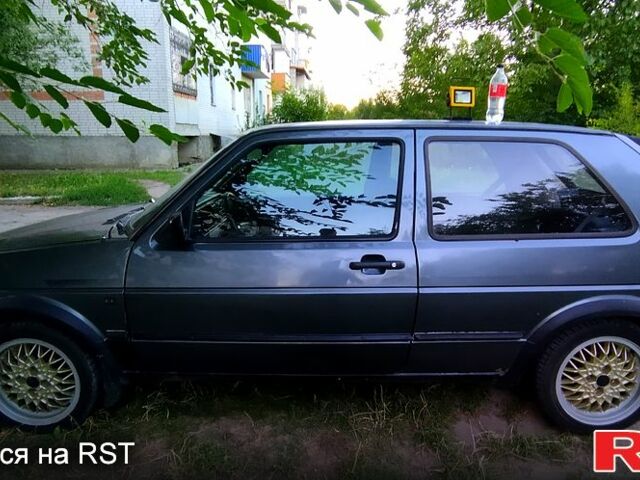 Сірий Фольксваген Гольф, об'ємом двигуна 1.6 л та пробігом 365 тис. км за 1300 $, фото 4 на Automoto.ua