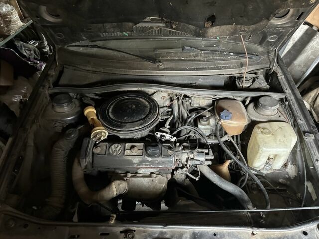 Серый Фольксваген Гольф, объемом двигателя 1.3 л и пробегом 88 тыс. км за 450 $, фото 2 на Automoto.ua