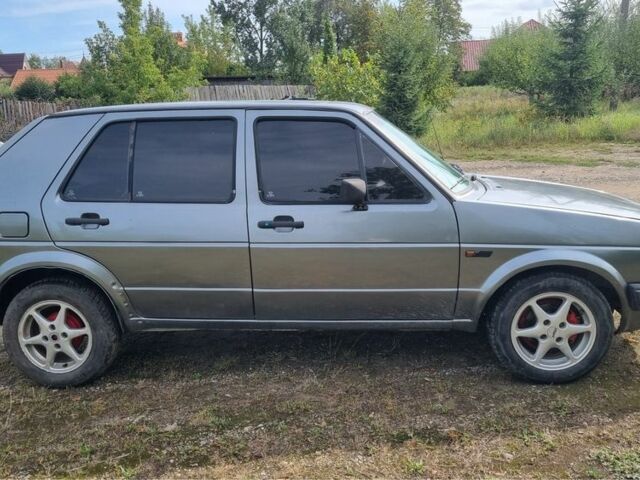 Серый Фольксваген Гольф, объемом двигателя 1.6 л и пробегом 3 тыс. км за 1550 $, фото 3 на Automoto.ua