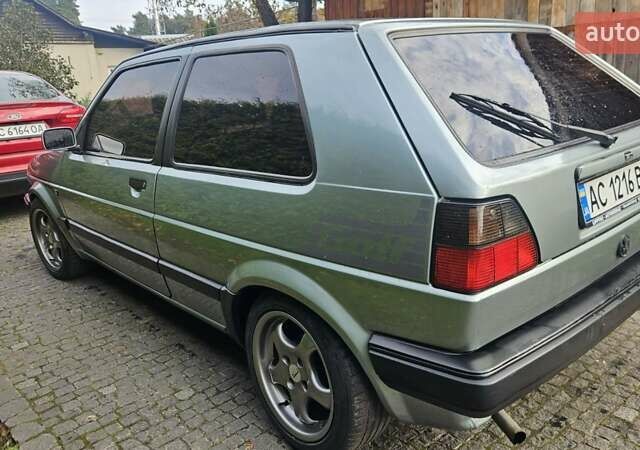 Серый Фольксваген Гольф, объемом двигателя 1.3 л и пробегом 100 тыс. км за 2999 $, фото 3 на Automoto.ua