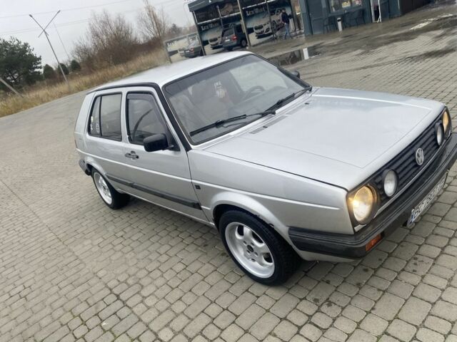 Серый Фольксваген Гольф, объемом двигателя 1.8 л и пробегом 361 тыс. км за 999 $, фото 5 на Automoto.ua