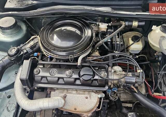 Серый Фольксваген Гольф, объемом двигателя 1.3 л и пробегом 100 тыс. км за 2999 $, фото 2 на Automoto.ua