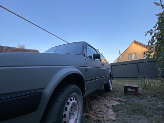 Сірий Фольксваген Гольф, об'ємом двигуна 1.8 л та пробігом 1 тис. км за 820 $, фото 1 на Automoto.ua