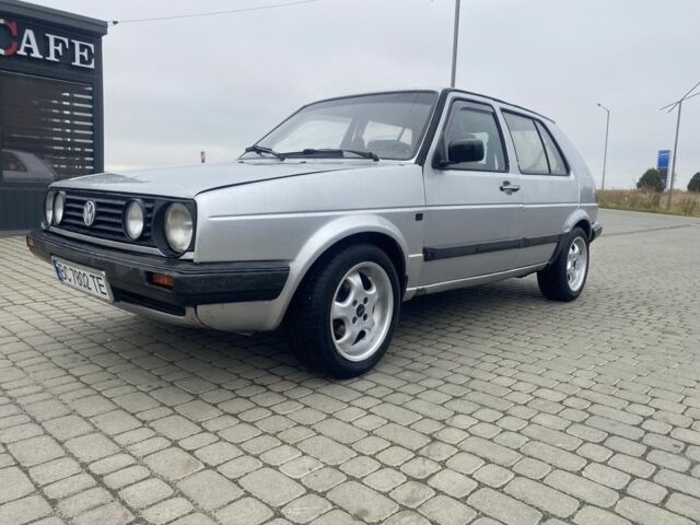 Серый Фольксваген Гольф, объемом двигателя 1.8 л и пробегом 361 тыс. км за 999 $, фото 3 на Automoto.ua