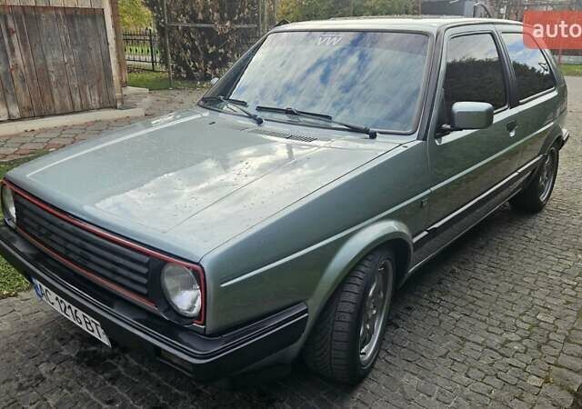 Серый Фольксваген Гольф, объемом двигателя 1.3 л и пробегом 100 тыс. км за 2999 $, фото 4 на Automoto.ua