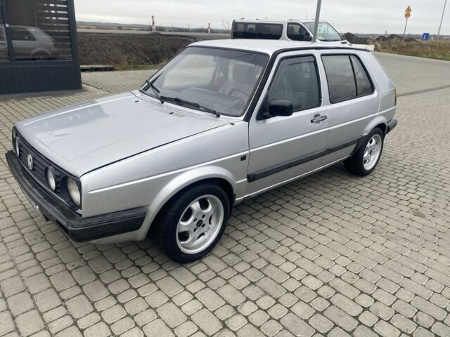 Серый Фольксваген Гольф, объемом двигателя 1.8 л и пробегом 361 тыс. км за 999 $, фото 2 на Automoto.ua