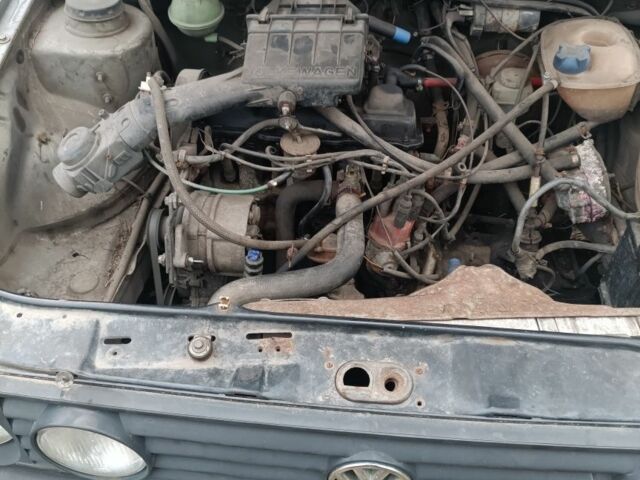 Сірий Фольксваген Гольф, об'ємом двигуна 1.6 л та пробігом 500 тис. км за 955 $, фото 3 на Automoto.ua