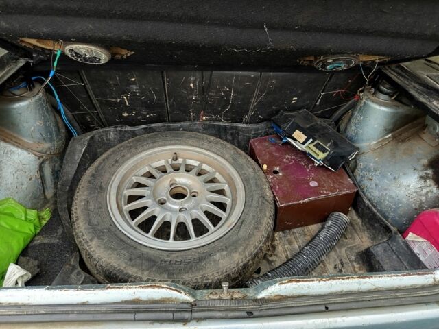 Серый Фольксваген Гольф, объемом двигателя 0 л и пробегом 135 тыс. км за 850 $, фото 5 на Automoto.ua