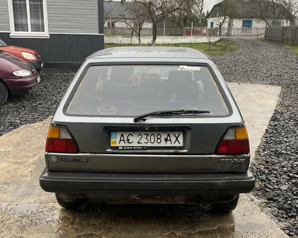 Серый Фольксваген Гольф, объемом двигателя 1.6 л и пробегом 328 тыс. км за 850 $, фото 4 на Automoto.ua