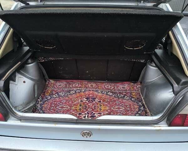 Серый Фольксваген Гольф, объемом двигателя 1.6 л и пробегом 248 тыс. км за 1800 $, фото 10 на Automoto.ua