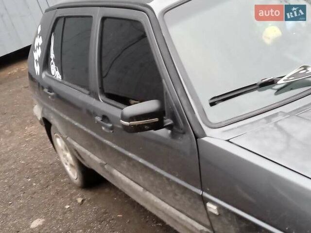 Серый Фольксваген Гольф, объемом двигателя 1.8 л и пробегом 250 тыс. км за 1750 $, фото 6 на Automoto.ua