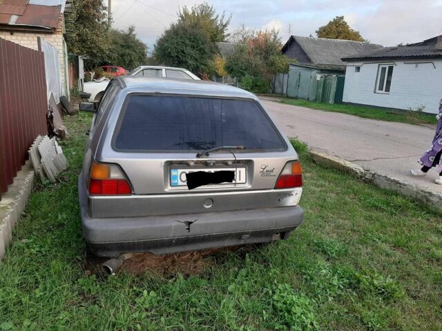 Сірий Фольксваген Гольф, об'ємом двигуна 1.3 л та пробігом 100 тис. км за 604 $, фото 1 на Automoto.ua