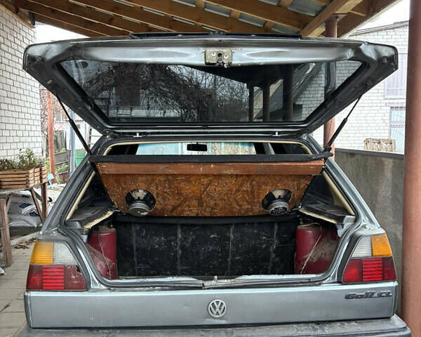 Серый Фольксваген Гольф, объемом двигателя 1.27 л и пробегом 338 тыс. км за 1500 $, фото 8 на Automoto.ua