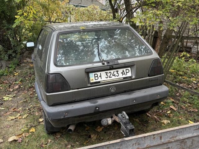 Серый Фольксваген Гольф, объемом двигателя 1.6 л и пробегом 300 тыс. км за 1500 $, фото 1 на Automoto.ua