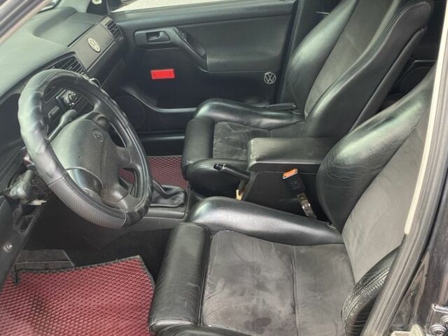 Серый Фольксваген Гольф, объемом двигателя 1.9 л и пробегом 170 тыс. км за 2400 $, фото 9 на Automoto.ua