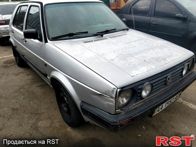 Серый Фольксваген Гольф, объемом двигателя 1.8 л и пробегом 231 тыс. км за 750 $, фото 1 на Automoto.ua