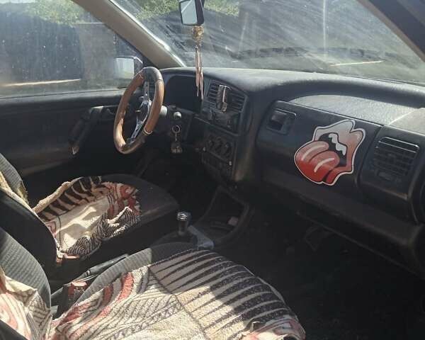 Сірий Фольксваген Гольф, об'ємом двигуна 1.78 л та пробігом 350 тис. км за 1350 $, фото 2 на Automoto.ua