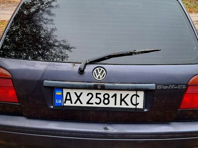 Серый Фольксваген Гольф, объемом двигателя 1.4 л и пробегом 111 тыс. км за 2100 $, фото 2 на Automoto.ua