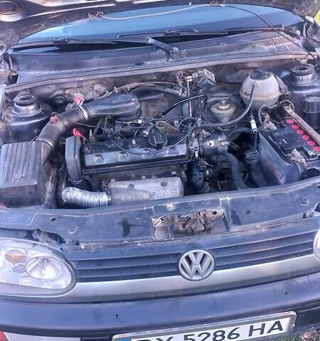 Фольксваген Гольф 1994 в Хмельницком на Automoto.ua Серый Фольксваген Гольф, объемом двигателя 1.39 л и пробегом 142 тыс. км за 2150 $, фото 1 на Automoto.ua