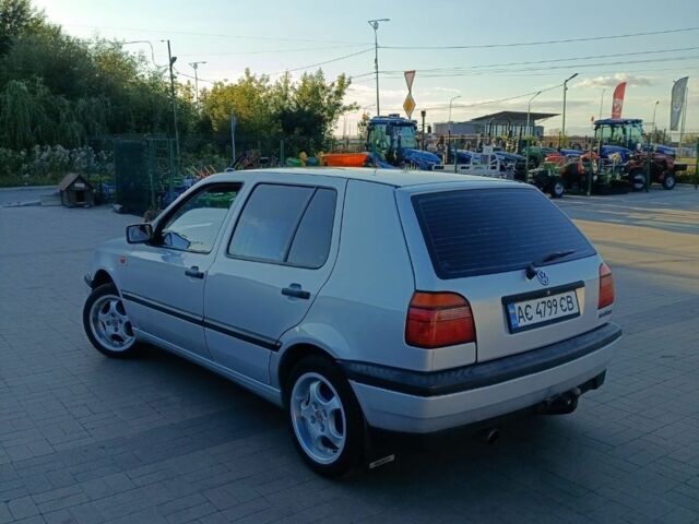 Сірий Фольксваген Гольф, об'ємом двигуна 1.6 л та пробігом 2 тис. км за 2900 $, фото 3 на Automoto.ua