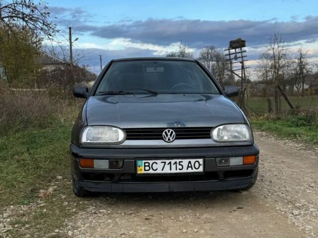 Сірий Фольксваген Гольф, об'ємом двигуна 1.8 л та пробігом 3 тис. км за 1800 $, фото 3 на Automoto.ua